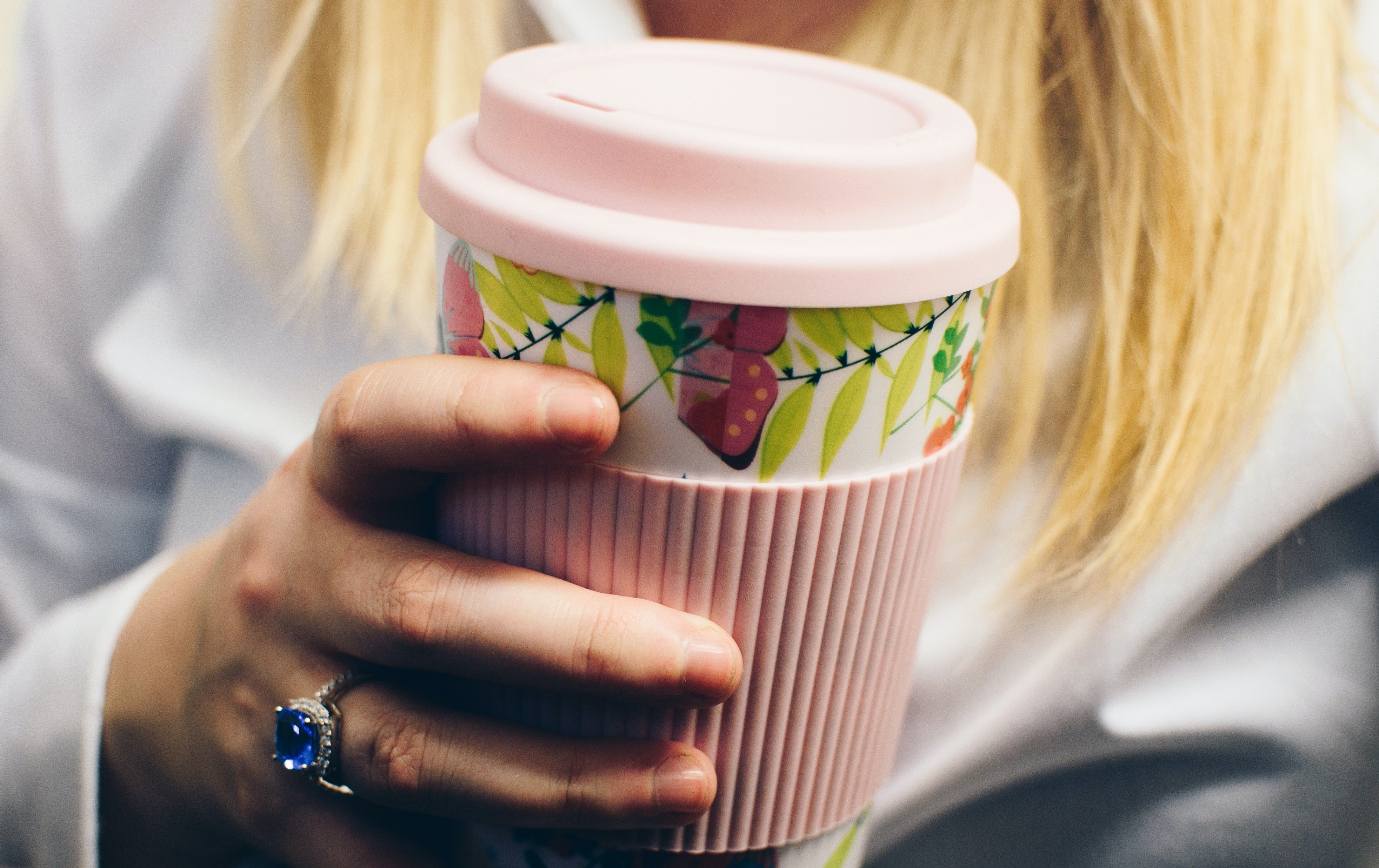 I Am Not a Paper Cup: A ceramic travel mug that looks disposable